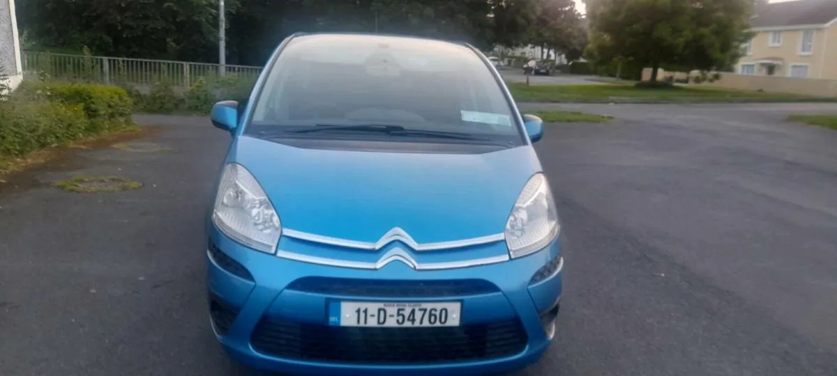 Citroen C4 2011 Diesel. 5 seats.  €2,850 - Image 1