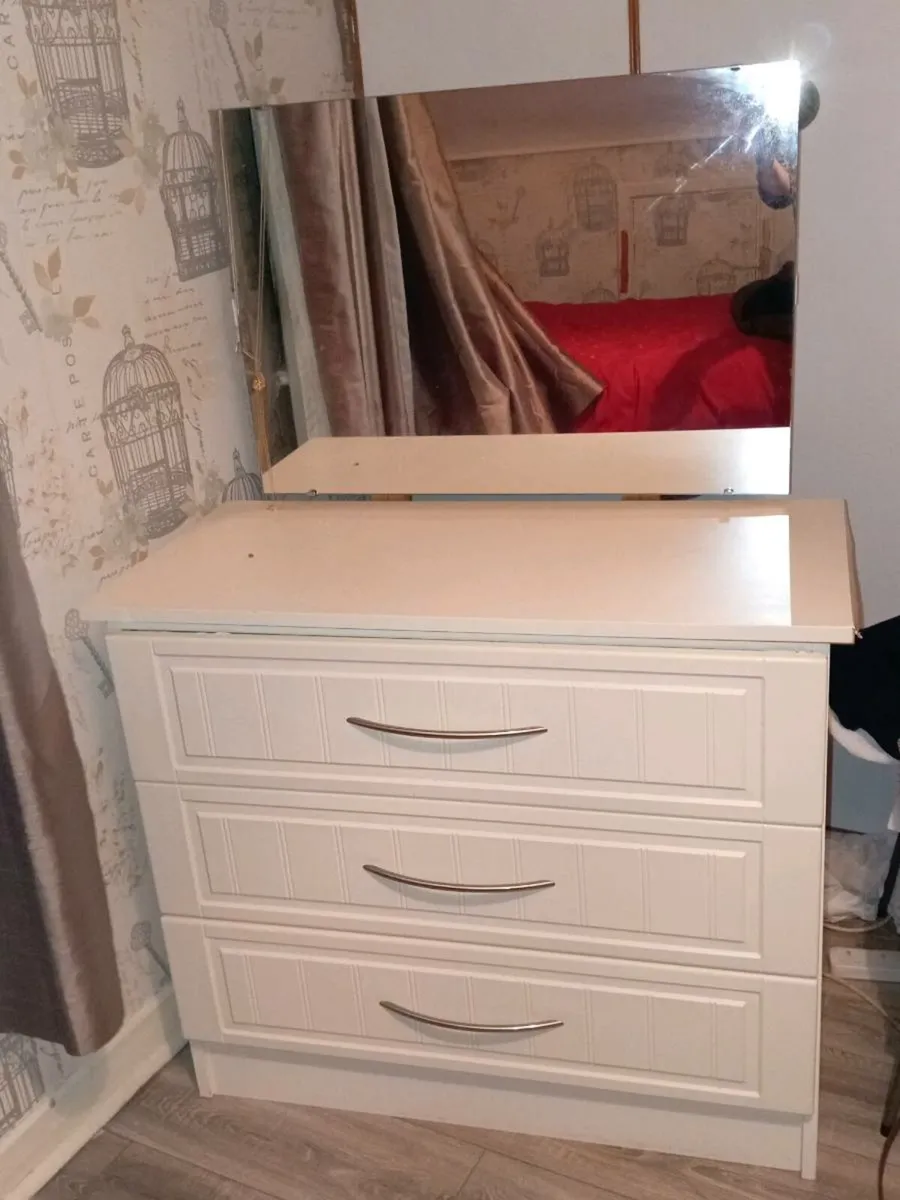 Dressing table - Image 2