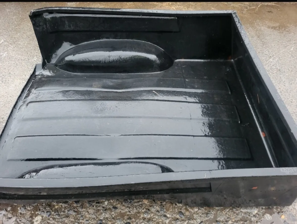 Toyota Land Cruiser plastic inserts - Image 2