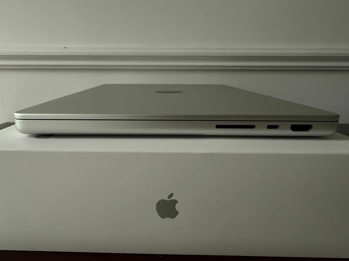 MacBook Pro 14” 2021 – M1 Pro, 16GB RAM, 512GB SSD - Image 3