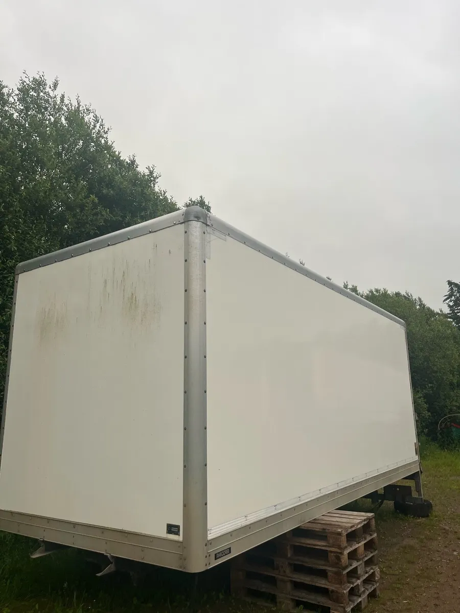 20 X 8ft box body - Image 2