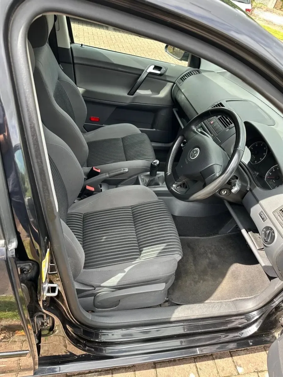 Volkswagen Polo AC SPORT 1.2 | 2007 | 65BHP - Image 3