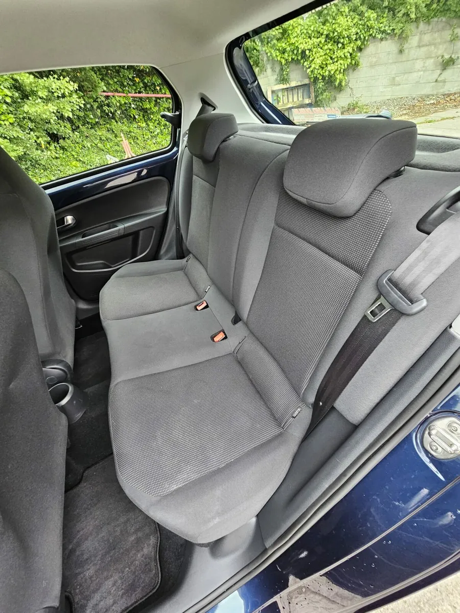 2014 vw up highline 1.0L automatic €6990 no offers - Image 2