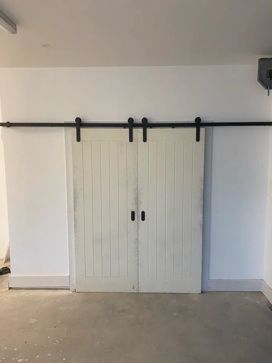 Carpenter available - Image 1