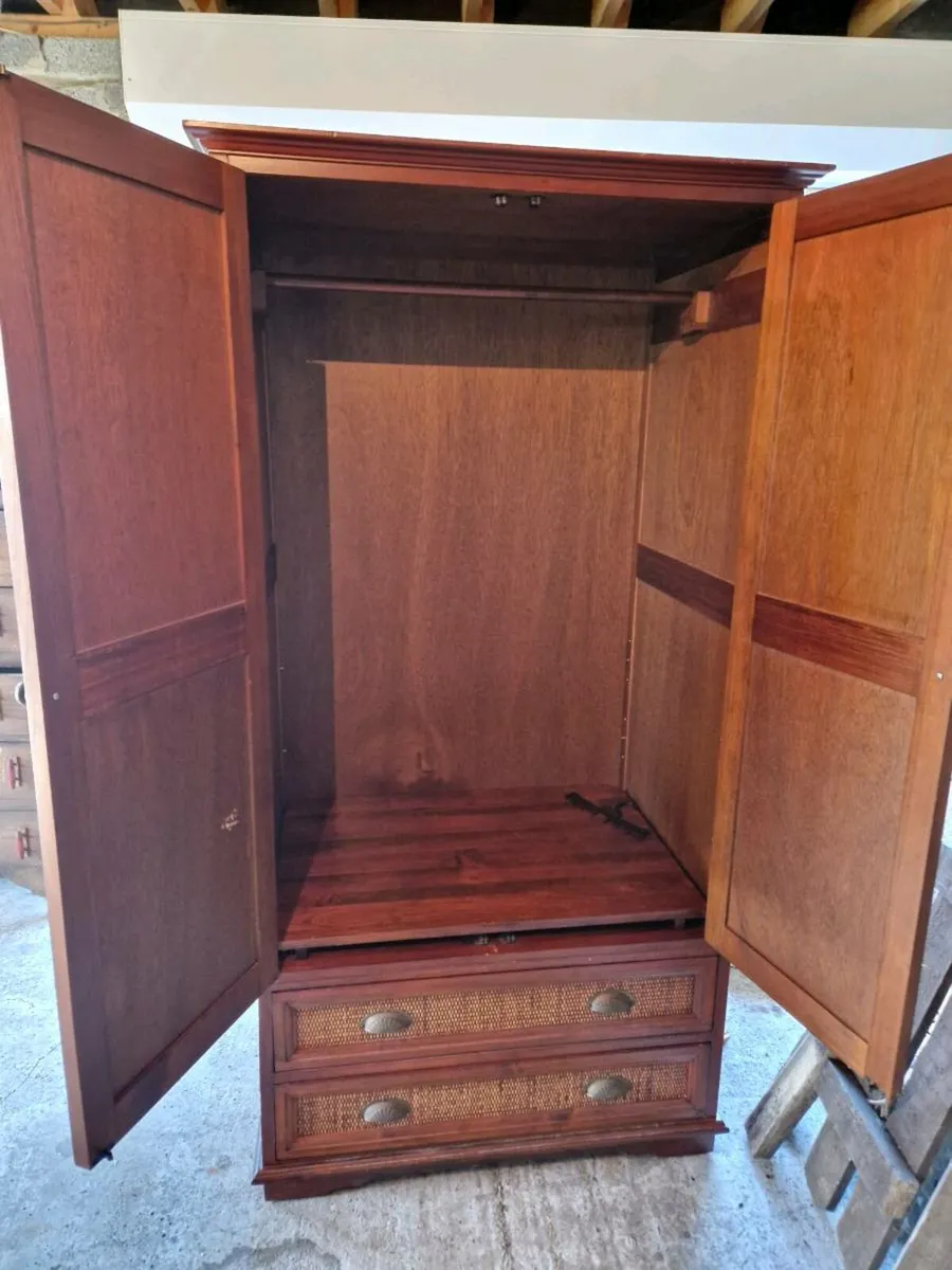 Wardrobe - Image 1