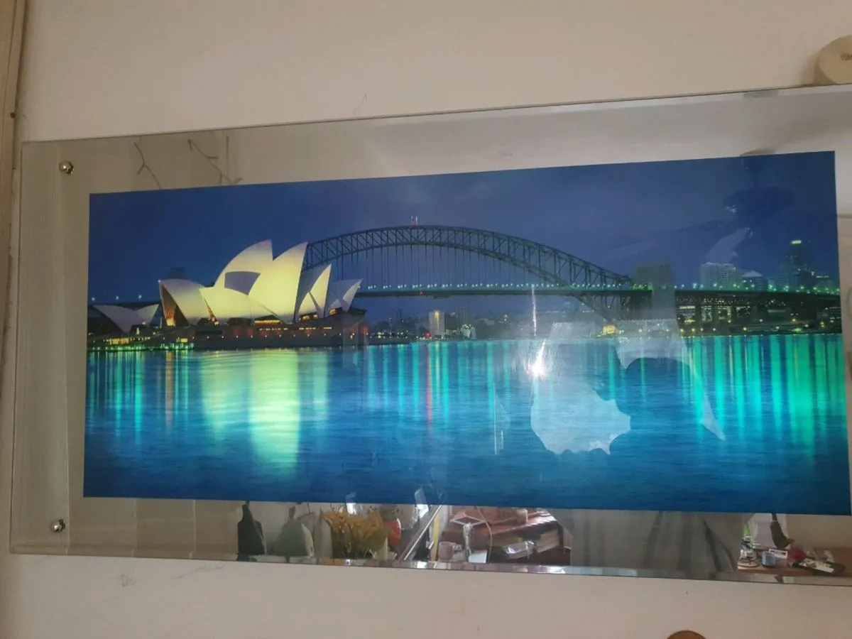 Illuminated Sydney Opera House Picture - Image 1