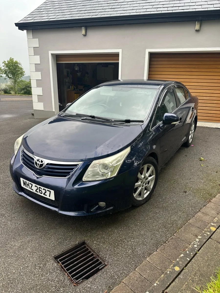 Toyota Avensis - Image 1