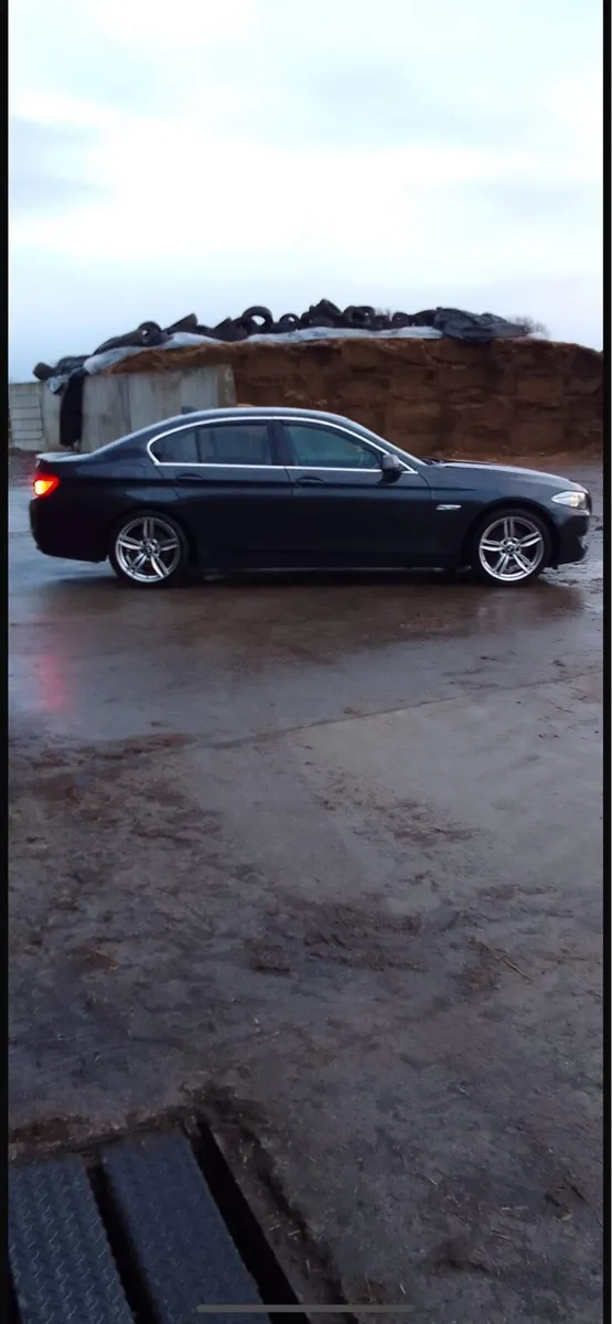 Car - Image 1