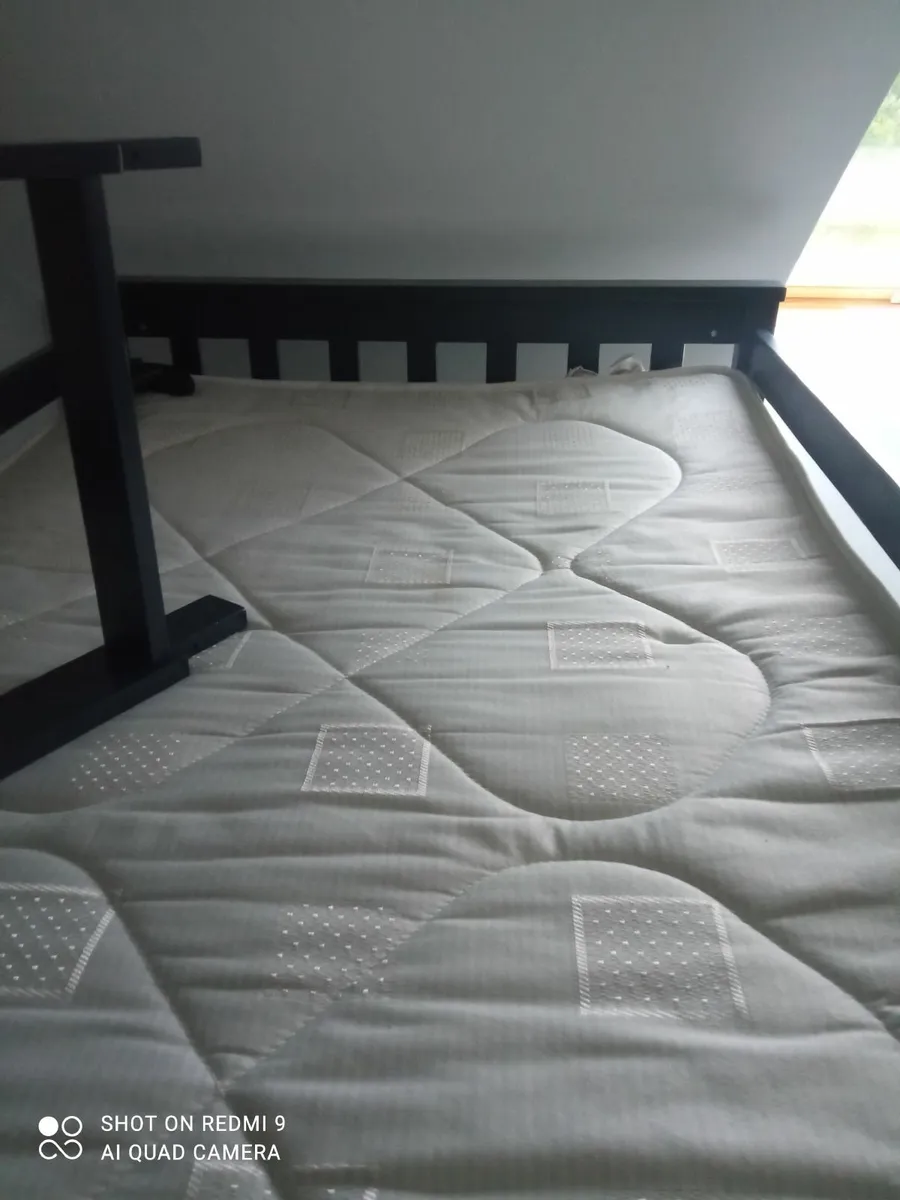 Single mattress x 2 - Image 2