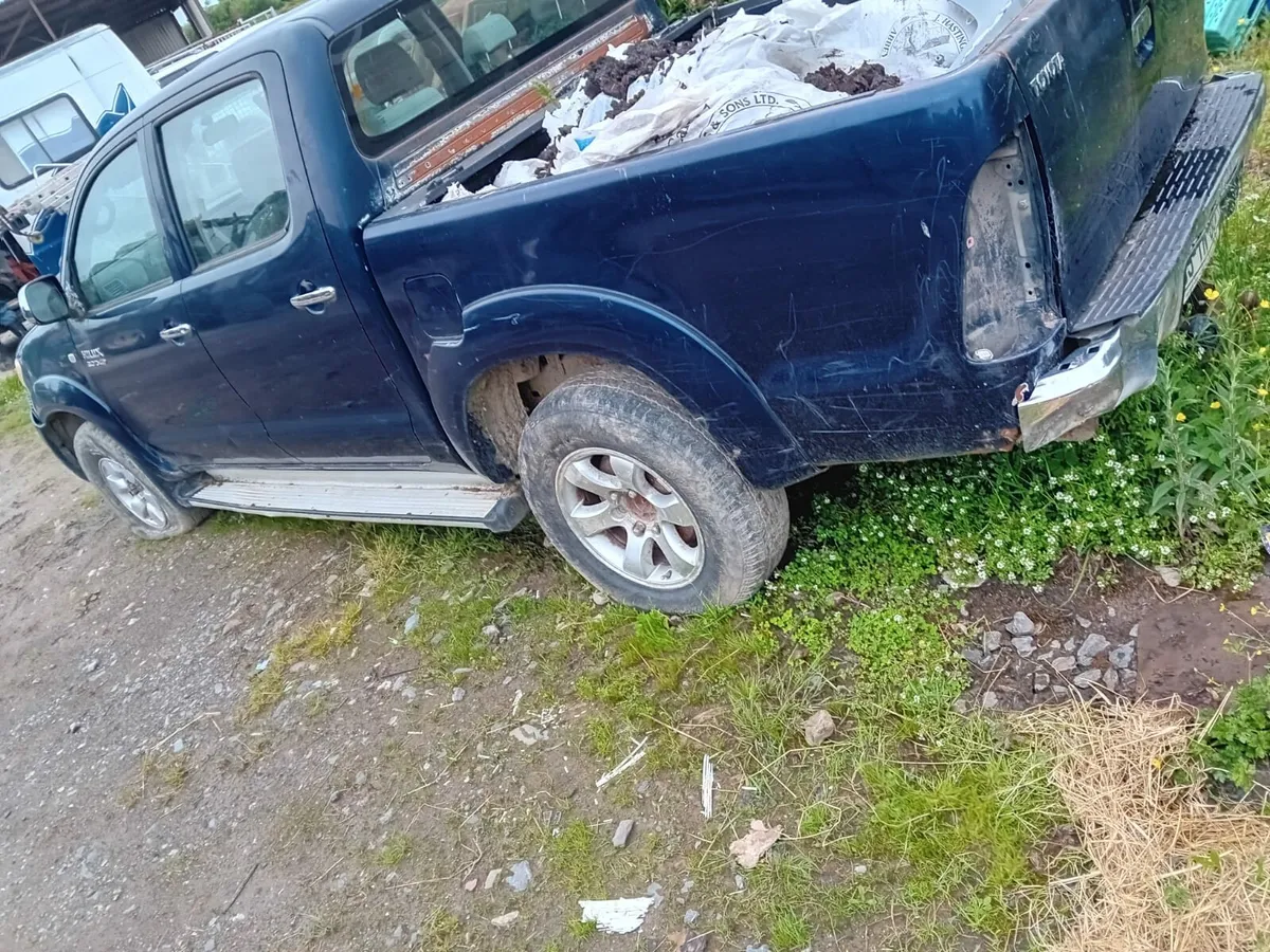 Toyota hilux/landcruiser - Image 4