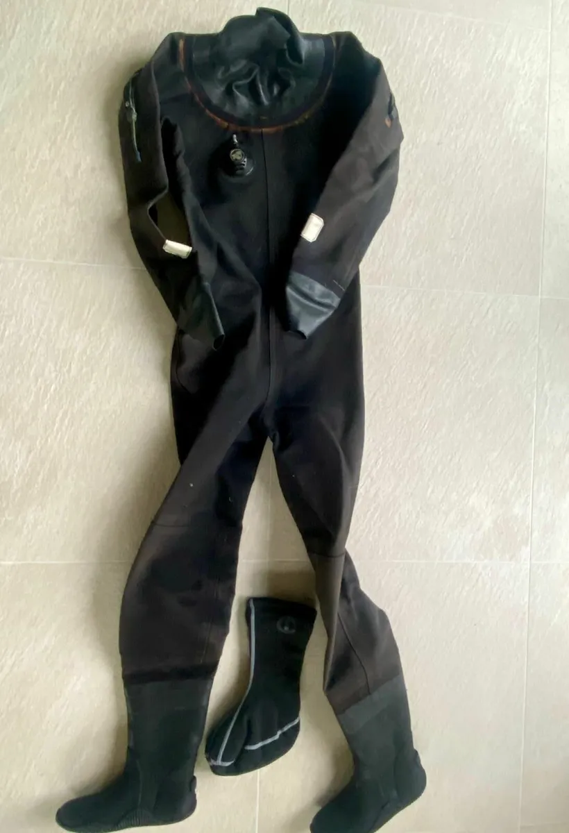 Drysuit