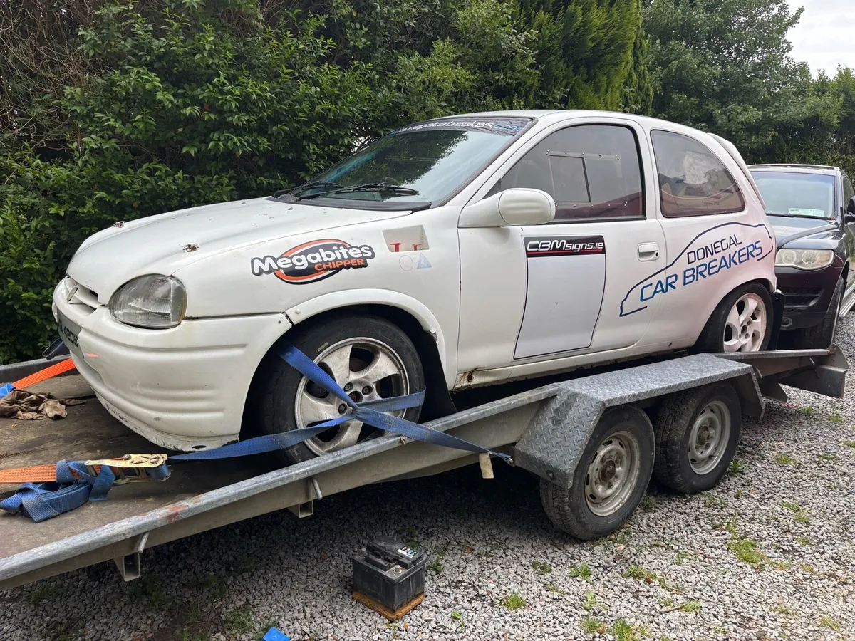 Corsa rally car - Image 2