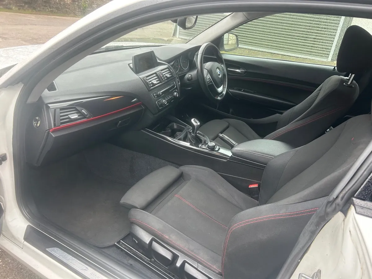 BMW 1-Series 2013 Manual  1.6 petrol - Image 4