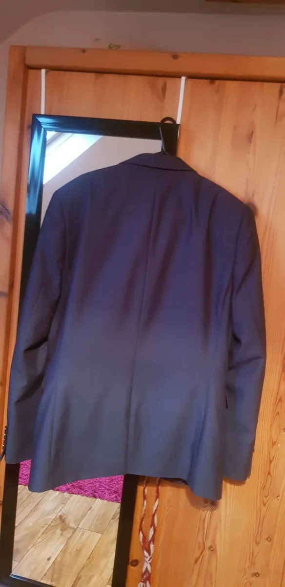 Mens suit - Image 4