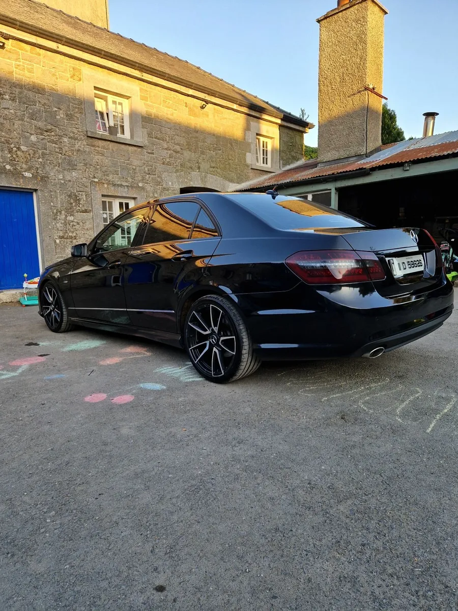 Mercedes E250 BE SPORT 204hp 500Nm - Image 4