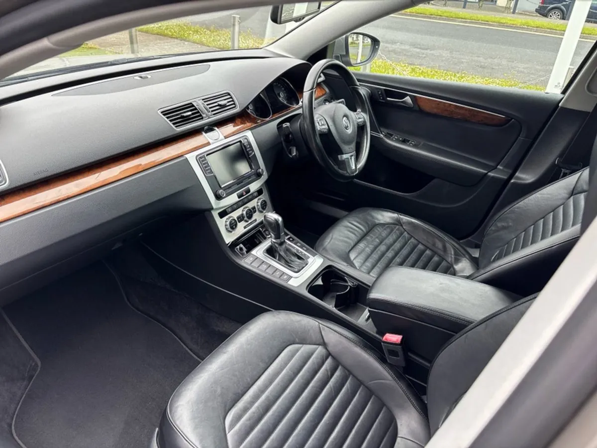 Volkswagen Passat 1.4 TSI Petrol Automatic - Image 3