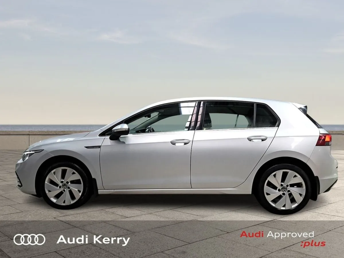 Volkswagen Golf 2.0tdi 115BHP Style - Image 4