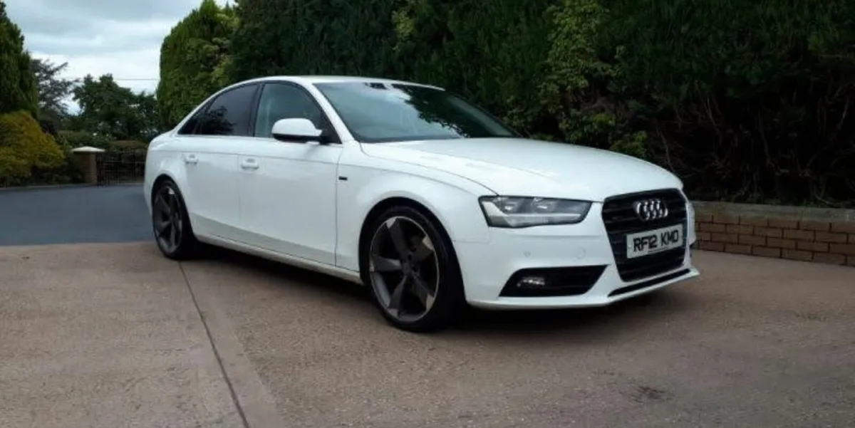 Audi A4 2012 - Image 2