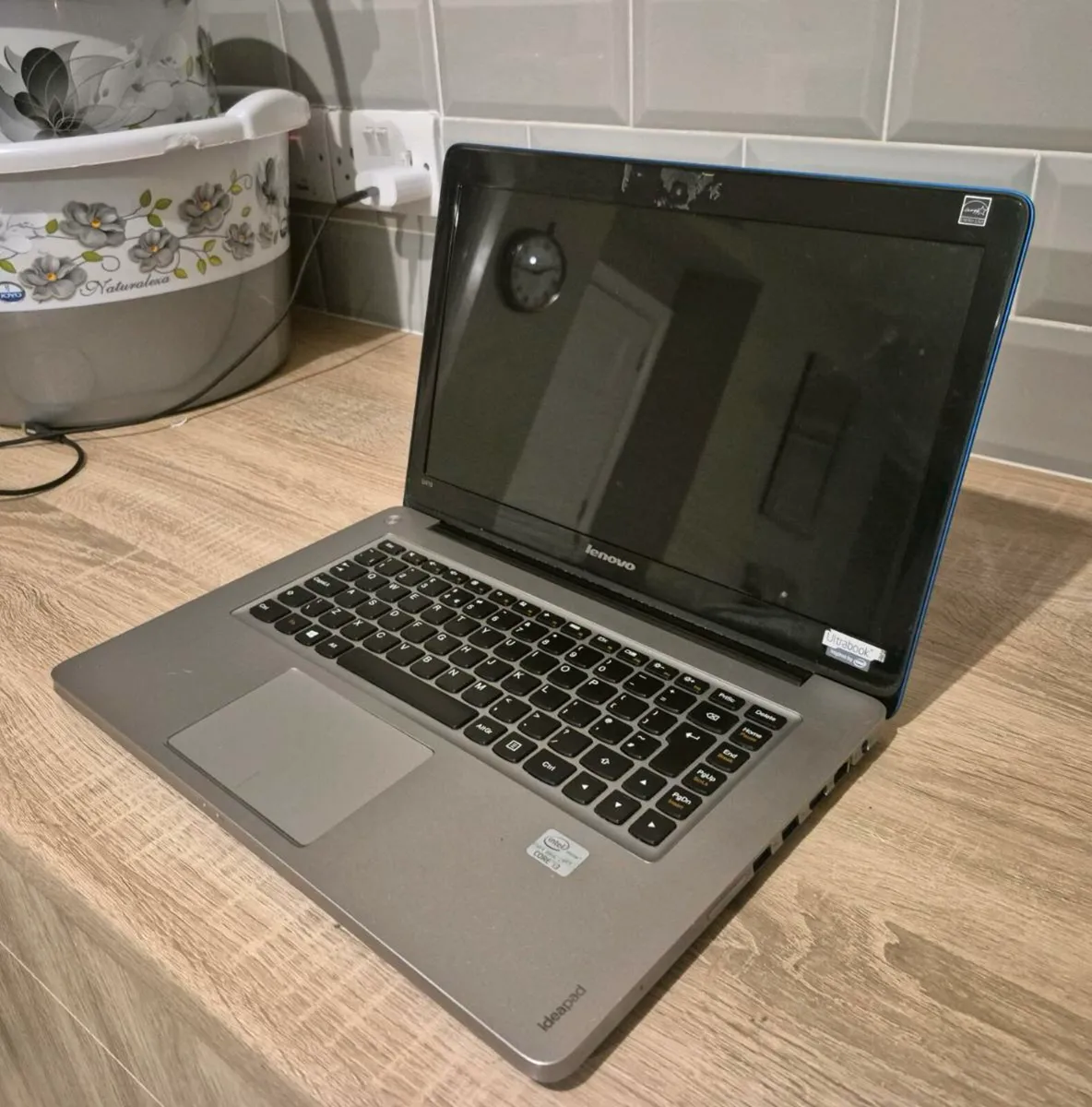 Lenovo U310 Core i3-2365M 4GB 500GB 13.3 Inch Wind - Image 1