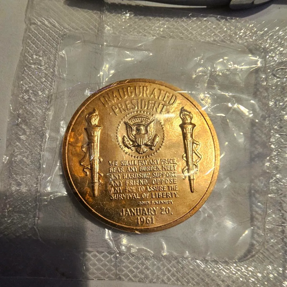 1961 Kennedy commerative medal - Image 2