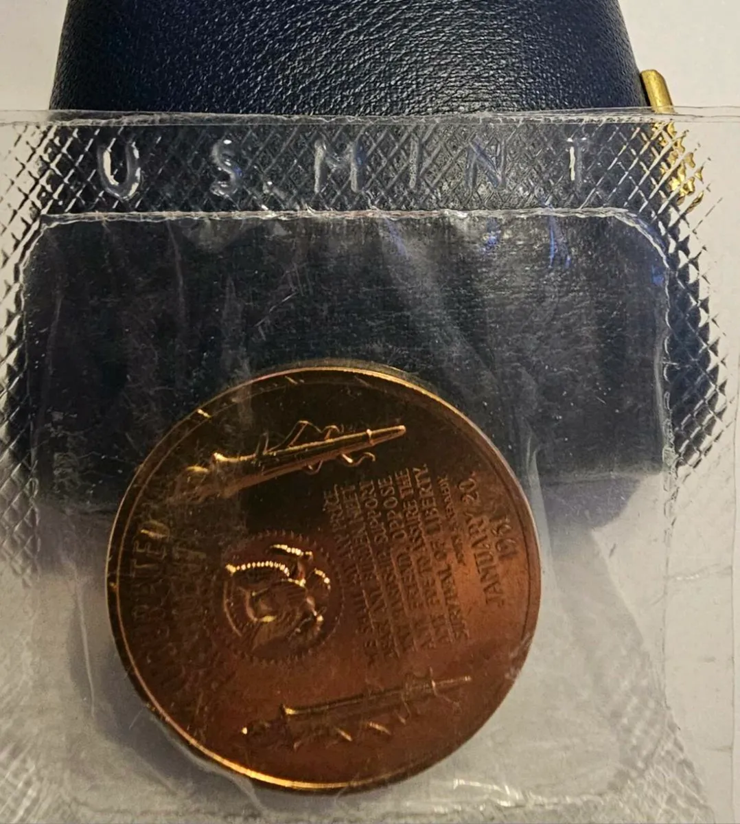 1961 Kennedy commerative medal - Image 3