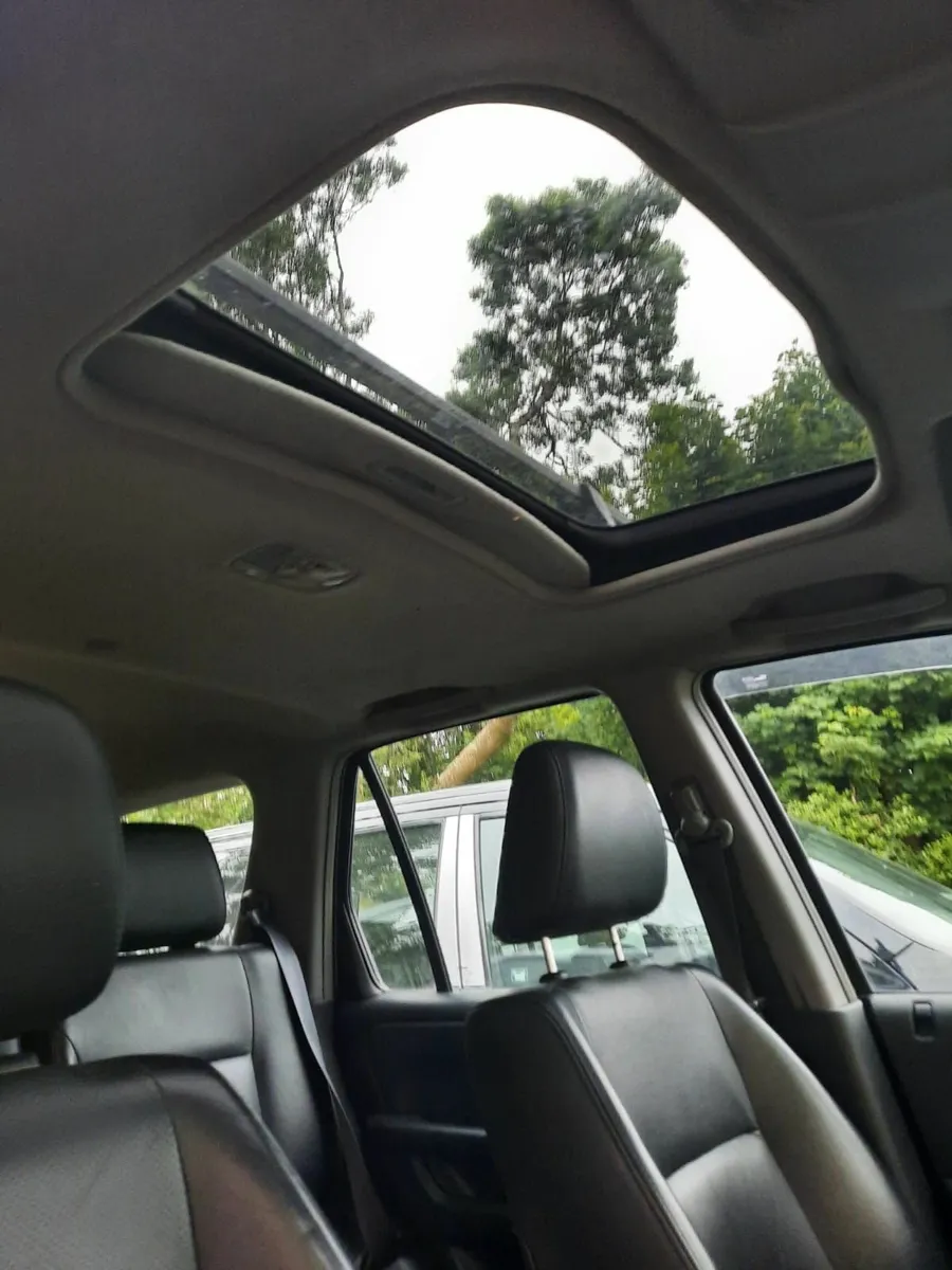 Honda CR-V 2004 - Image 2