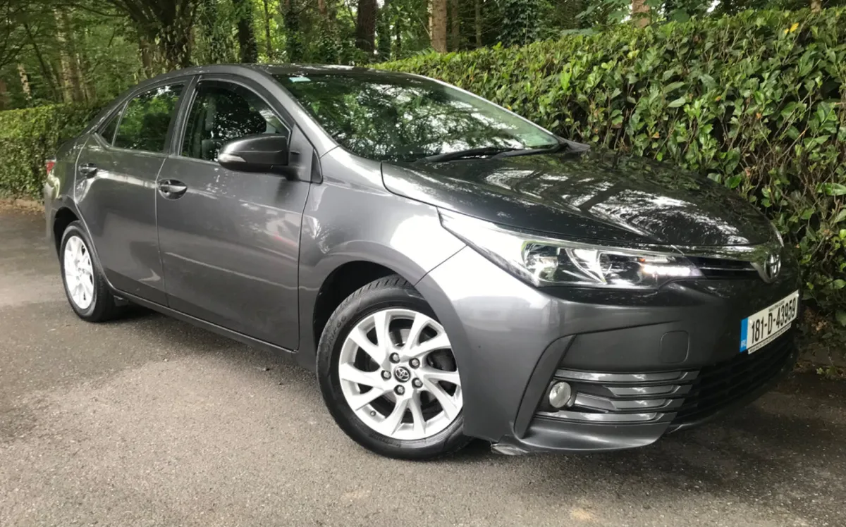 Toyota Corolla 1.3 VVTI LUNA TERRA Edition - Image 2