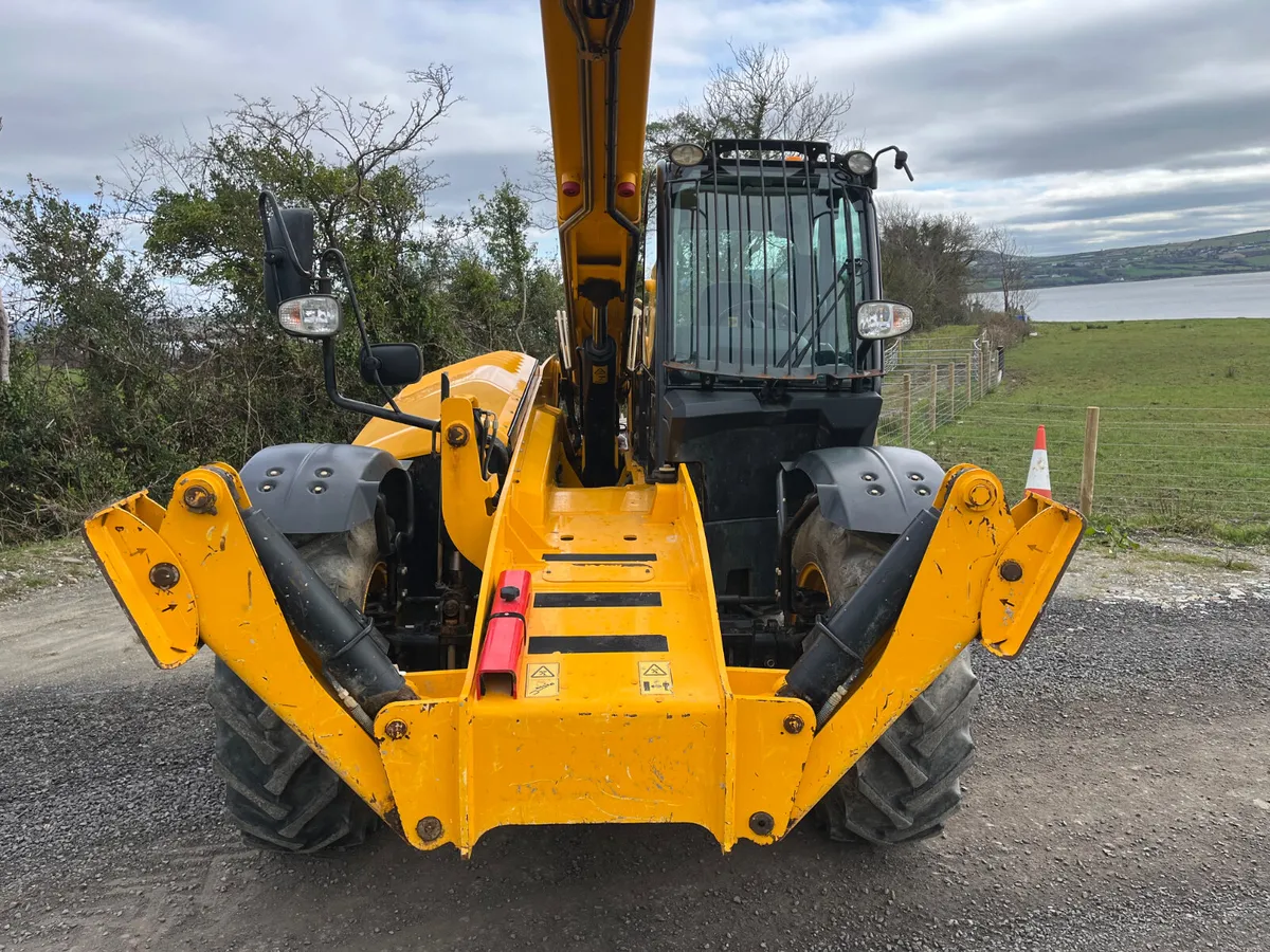 2020 JCB 540/140  14 mt Telehandler - Image 4