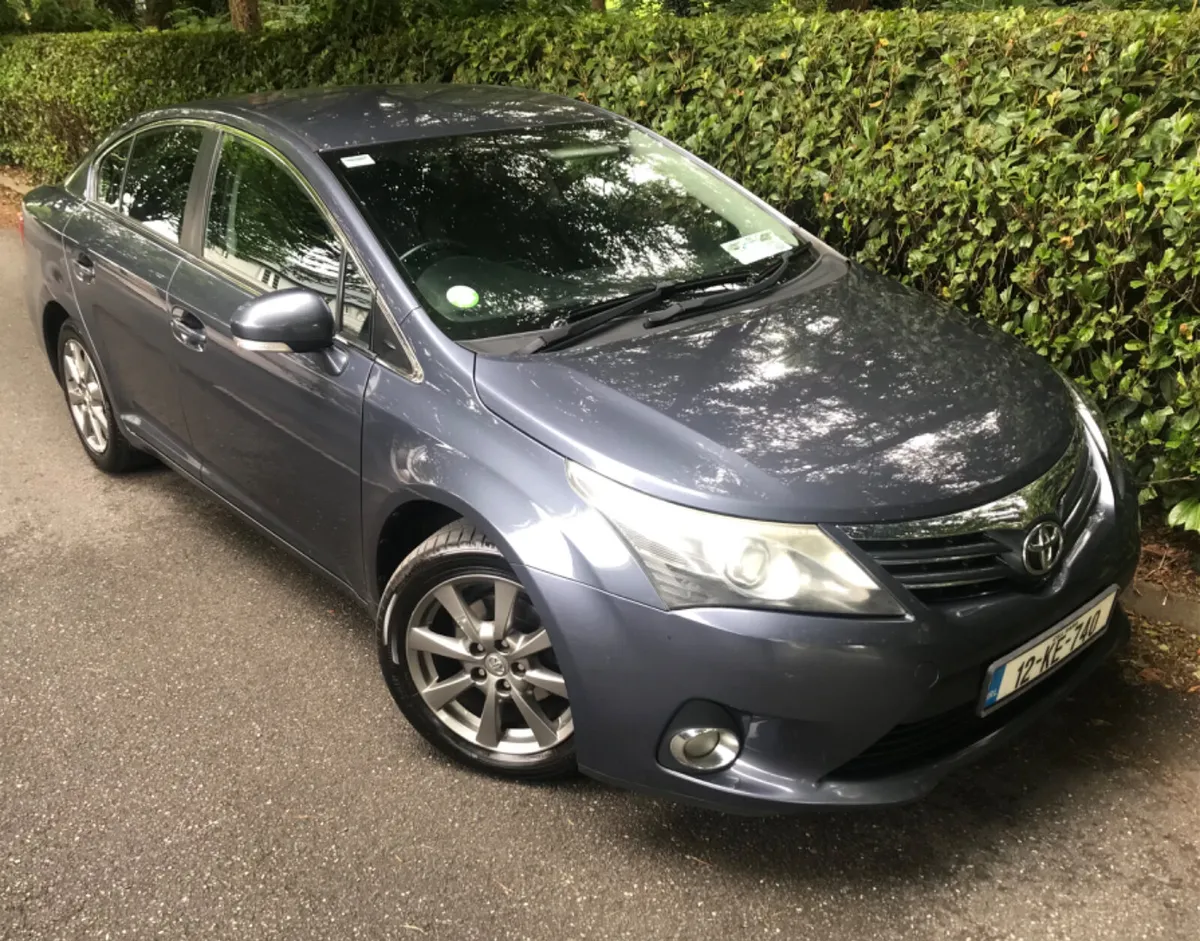 Toyota  Avensis 2.0 D-4D 125 BHP Aura - Image 4
