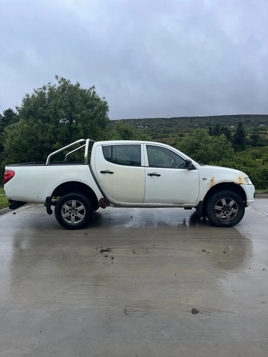 Mitsubishi L200 2010 - Image 3