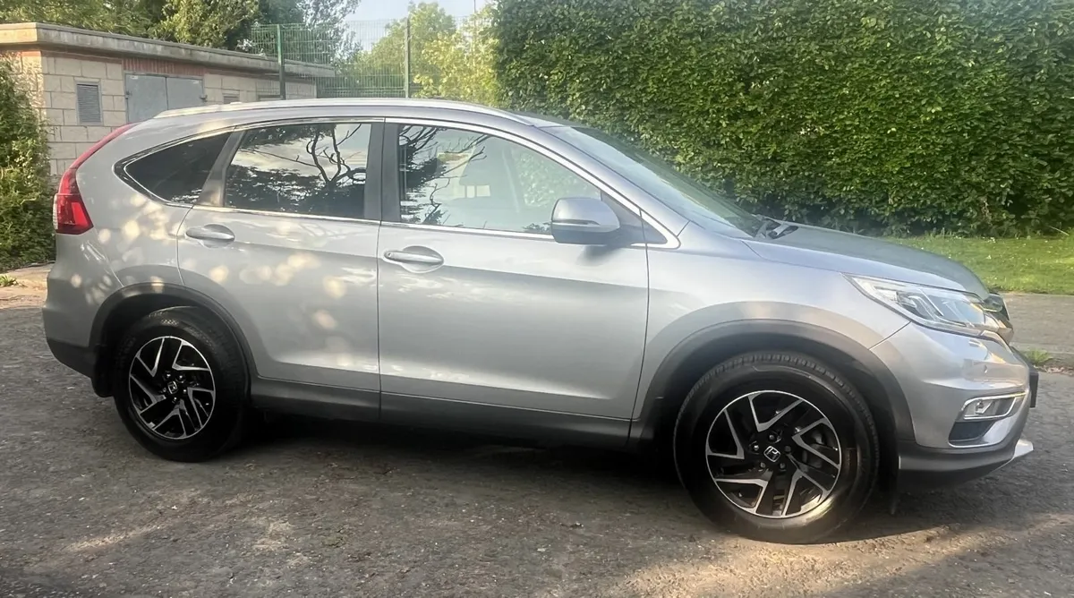 Honda CR-V 2017 - Image 2
