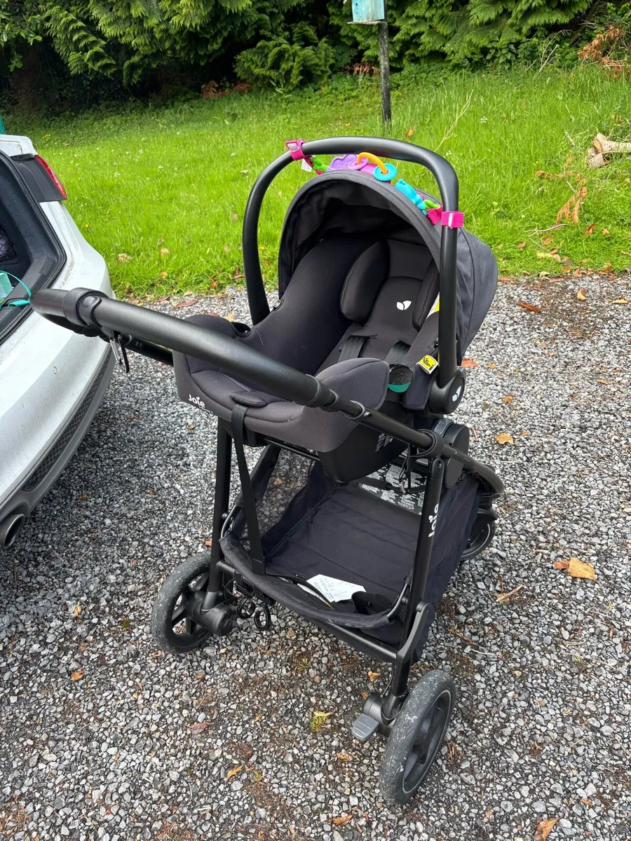 Pram - Image 2