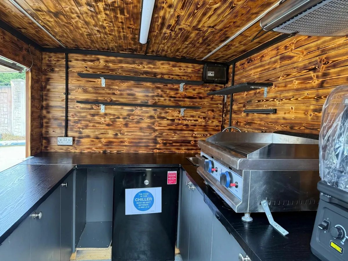 Food Trailer Truck - Image 2