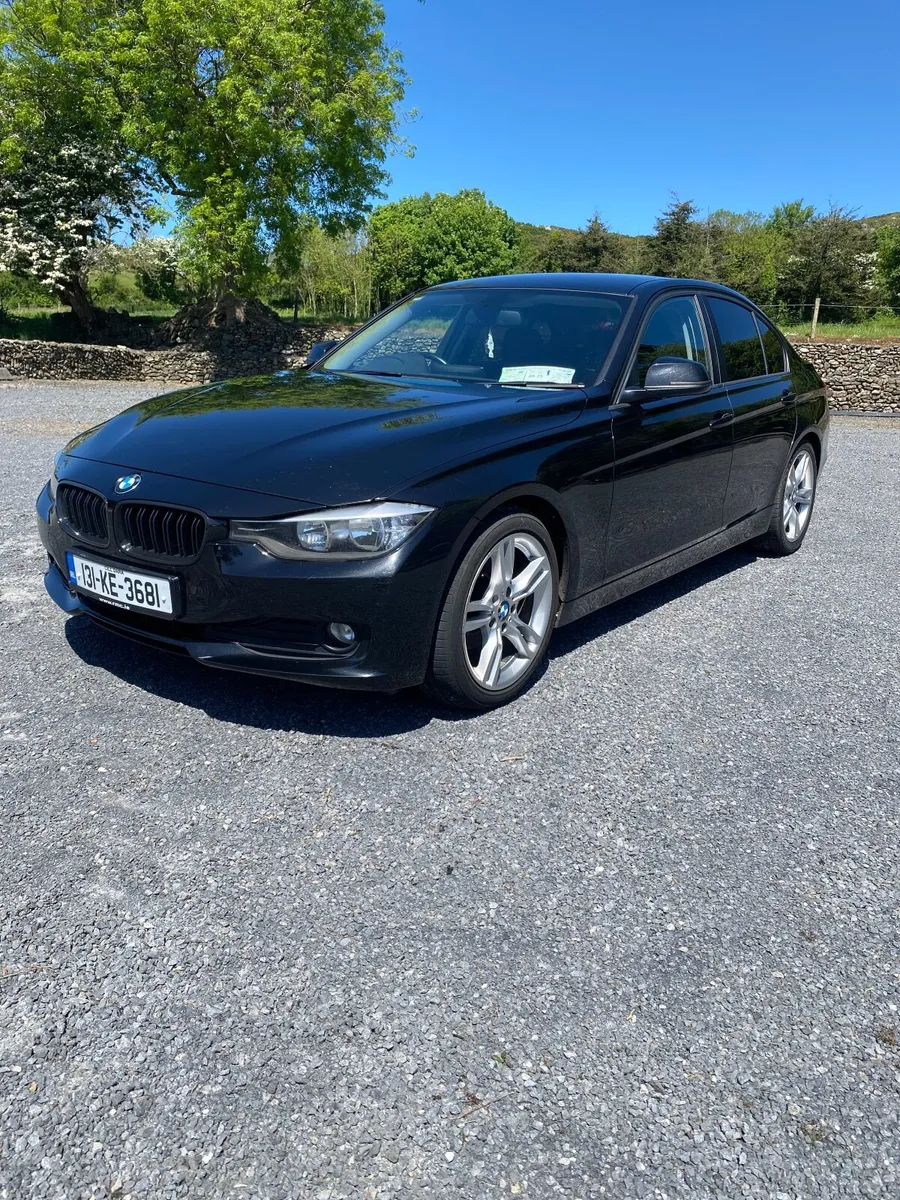 BMW 3-Series 2013 - Image 2
