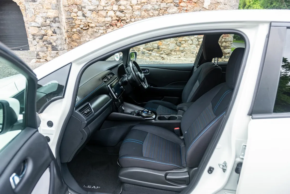 Nissan Leaf 2018 - Image 3