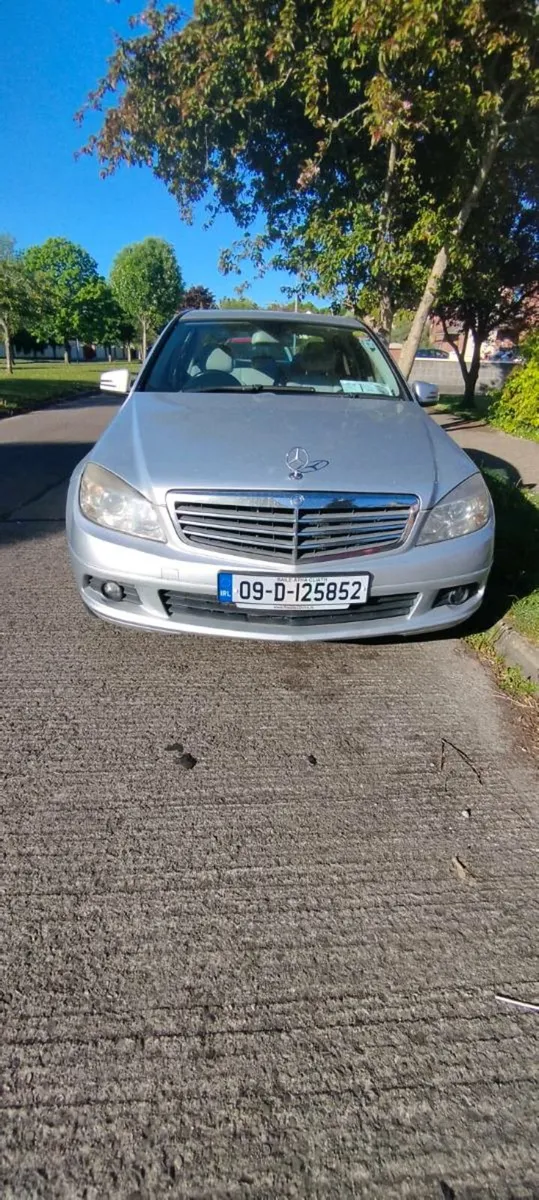 Mercedes Benz - Image 1