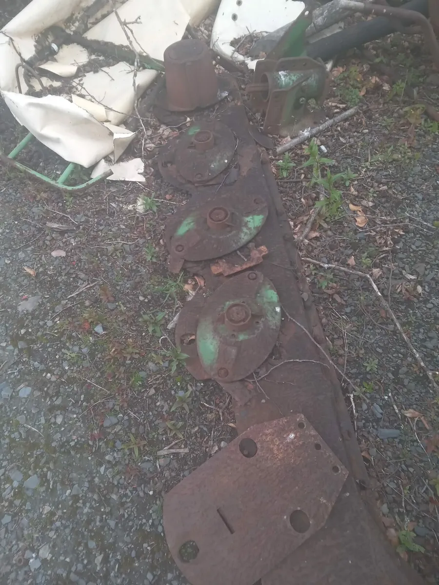 Mower parts - Image 2