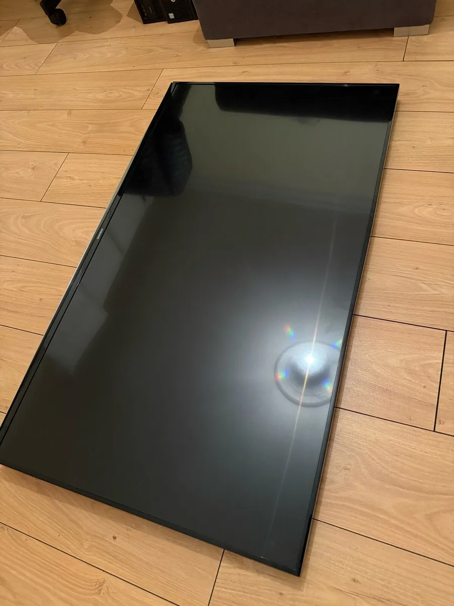 Samsung 48" Flat FullHD TV J6250 Serie 6 - Image 2