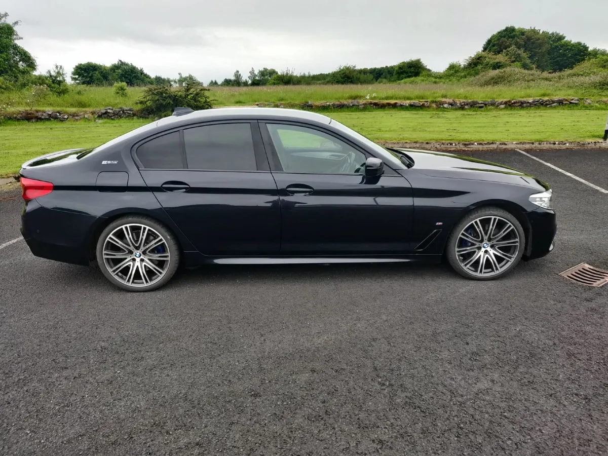 BMW 5 Series 2018 530e M Sport Carbon Black - Image 1