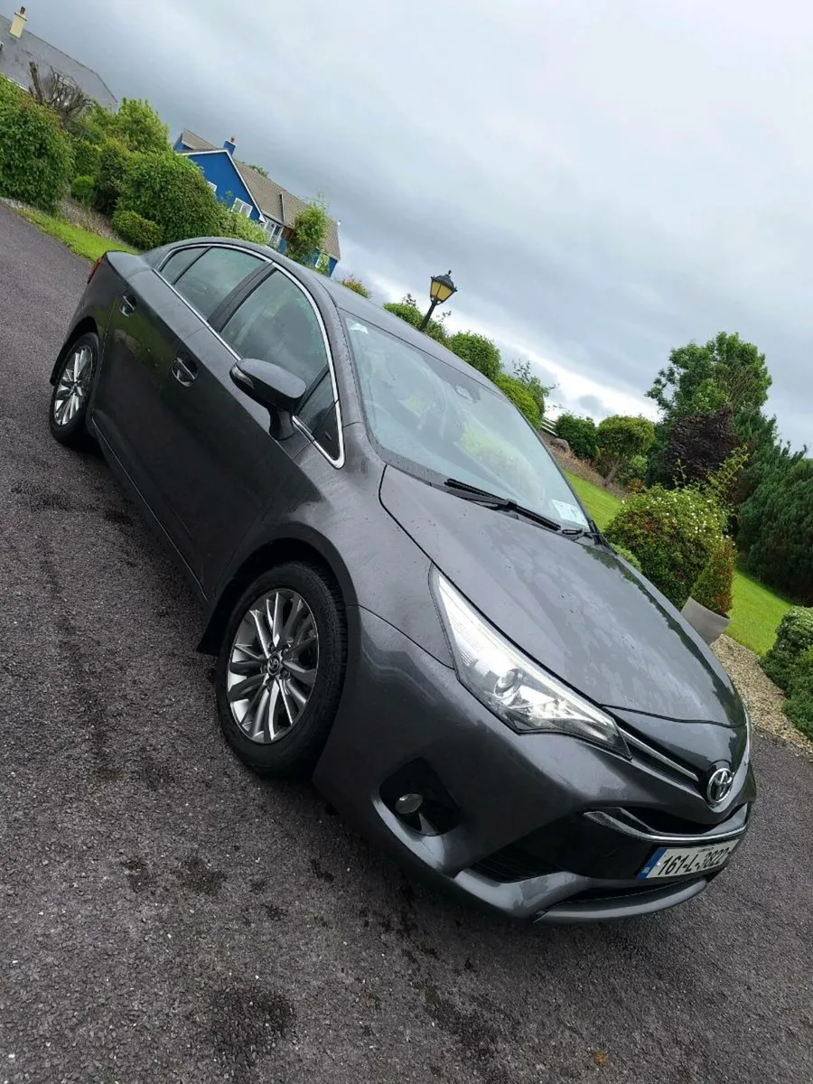 Toyota avensis - Image 3