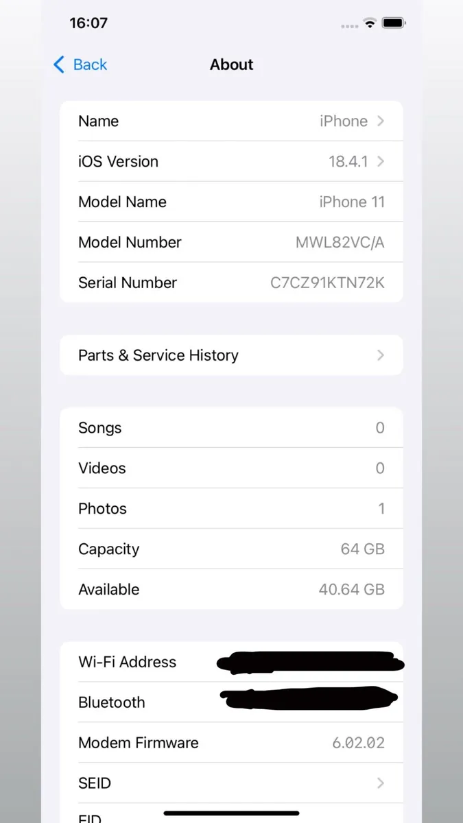iPhone 11 - Image 4