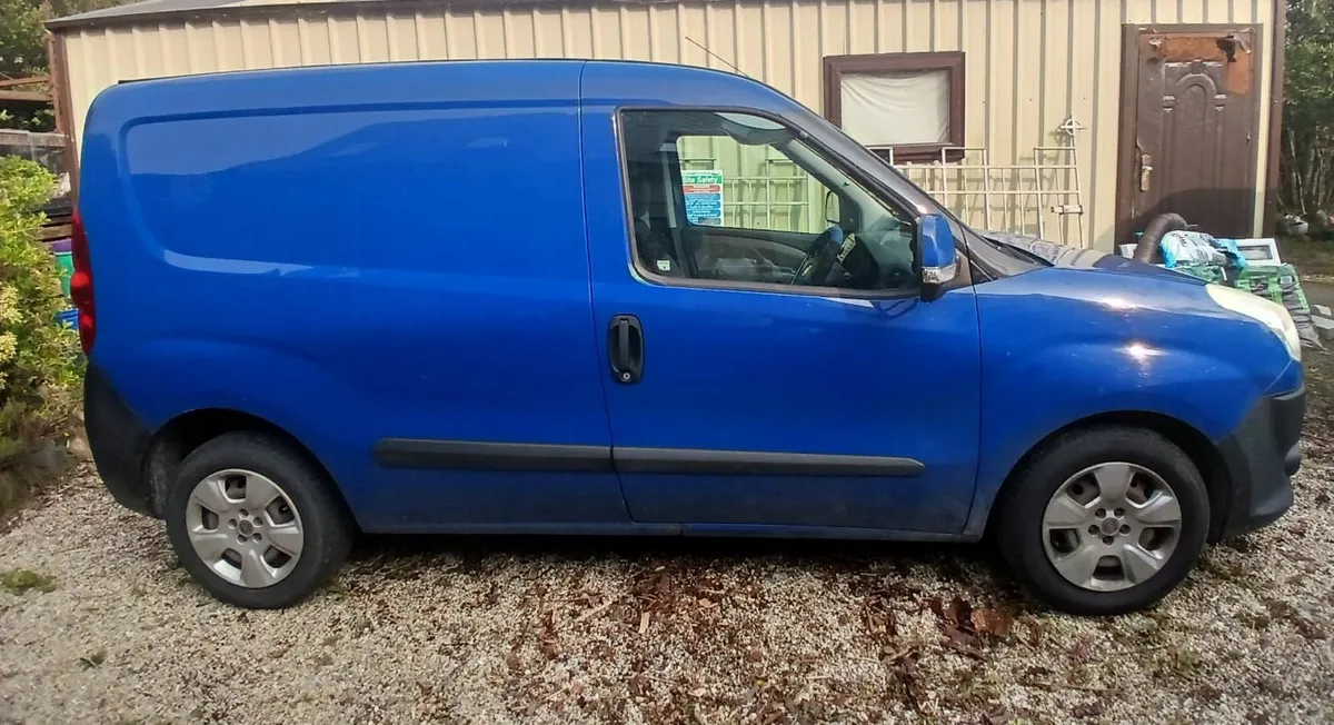 Fiat Doblo 2010 - Image 4