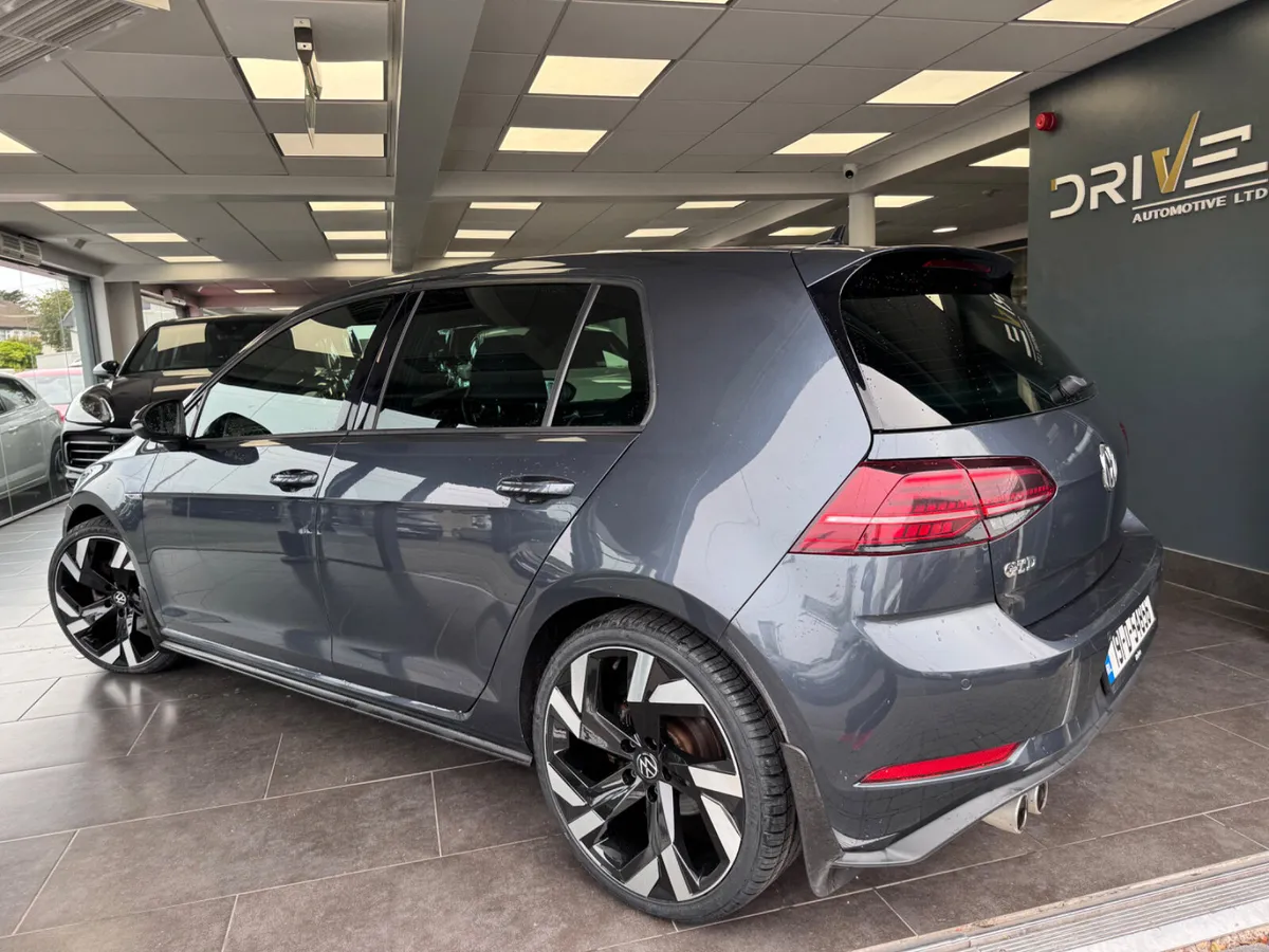 Volkswagen Golf 2019 - Image 2