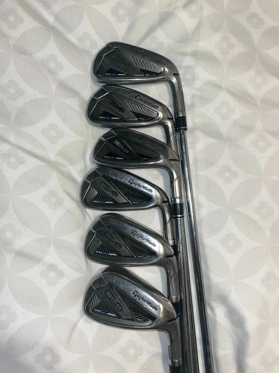 TaylorMade Sim2 Max Irons - Image 1
