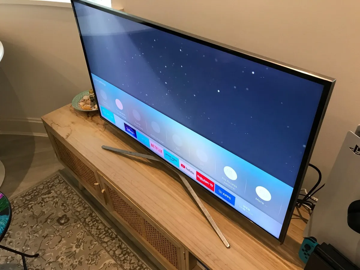 Samsung TV - Image 1