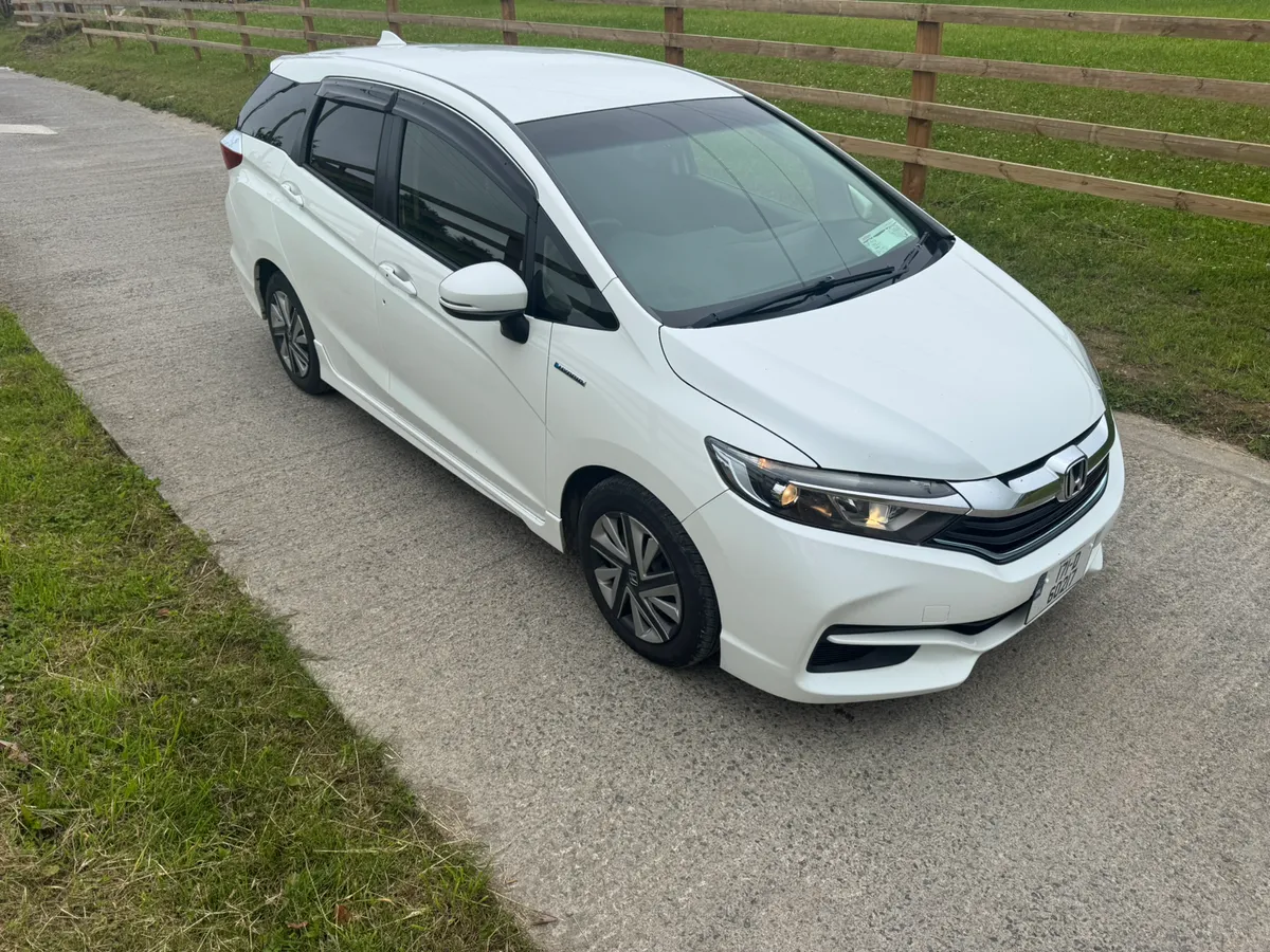 Honda Shuttle,Hybrid,auto,Warranty - Image 1