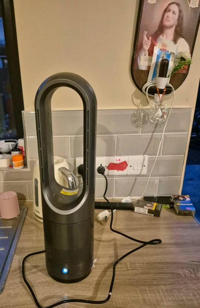 Joleritc Bladeless tower heating fan, 10-speed air - Image 1