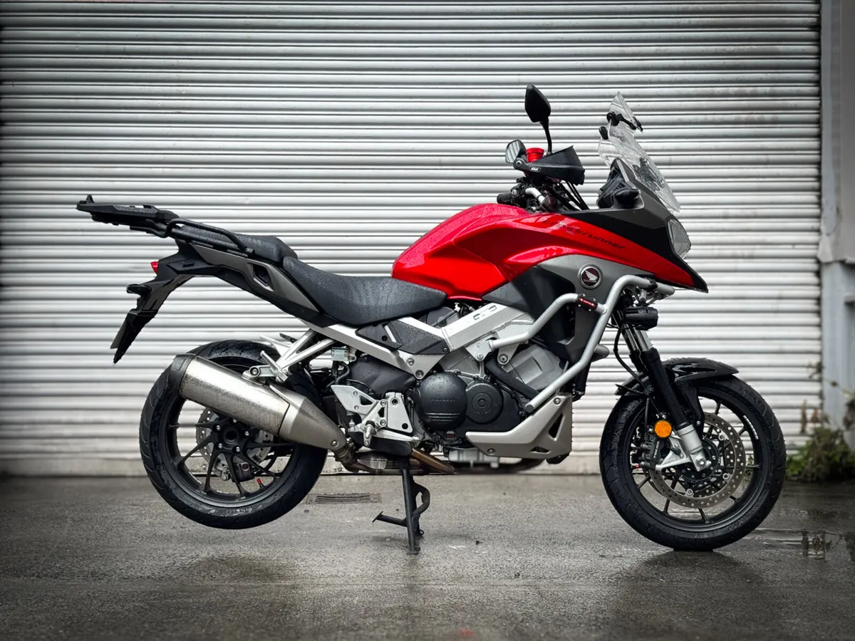 Honda VFR800 Crossrunner  2016 - Image 3