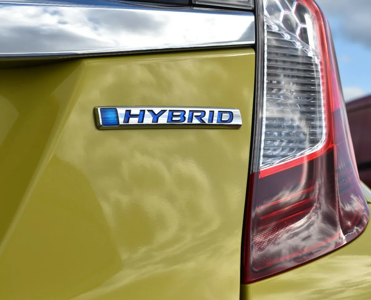 Honda Fit Hybrid - Image 4