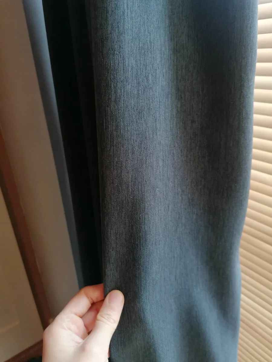 blackout curtains - Image 3
